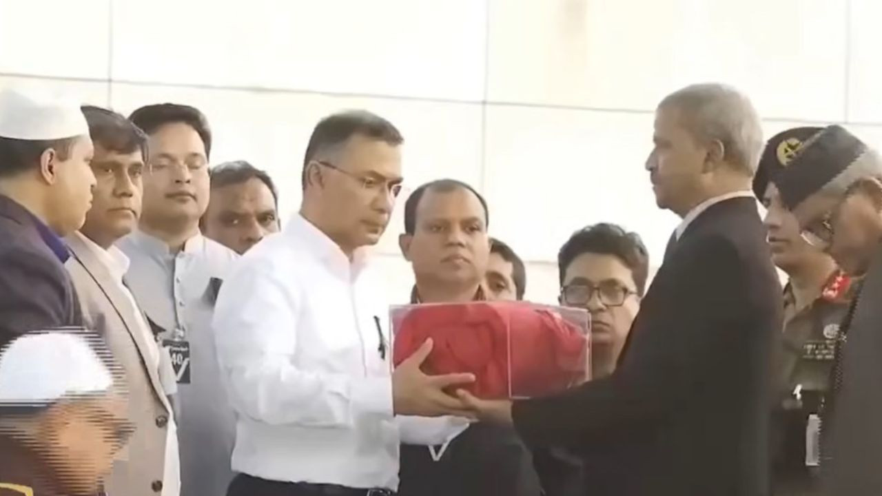 আমি বেগম খালেদা জিয়ার ভক্ত ছিলাম অনেক আগে থেকে: আসিফ নজরুল